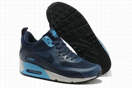 basket nike semelle compensee